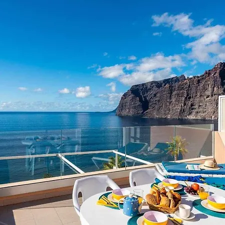 Gigantes Paradise Acantilado de los Gigantes